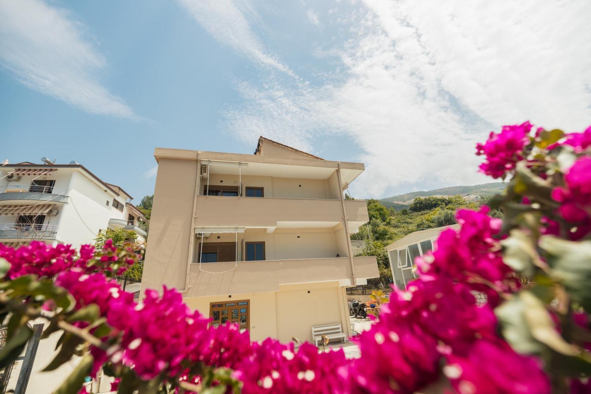 Voyage Villa Вльора Екстер'єр фото